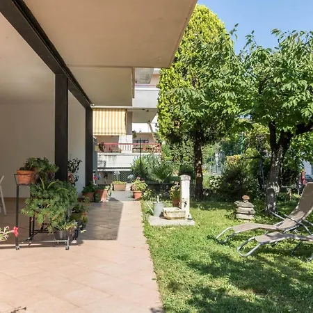 Francesco La Ruota Apartment